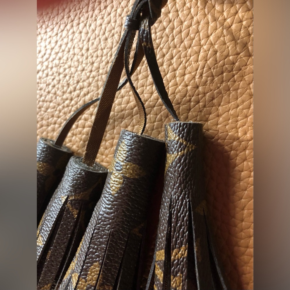 Designer Inspired Leather Tassel Keychain - Picture 2 of 5